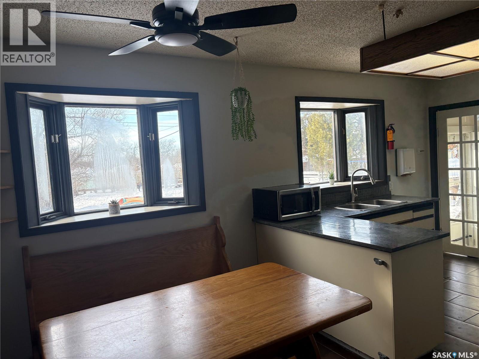 102 Bailey DRIVE - 6
