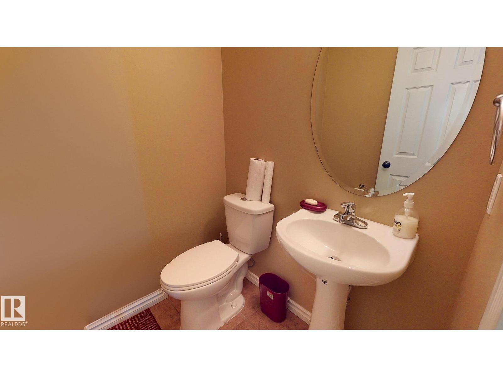 11844 125 ST NW, Edmonton