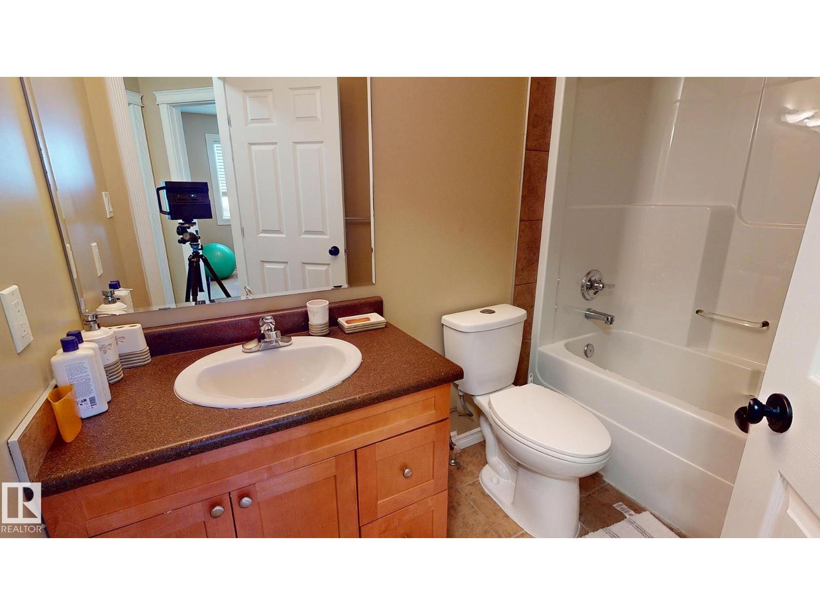 11844 125 ST NW, Edmonton