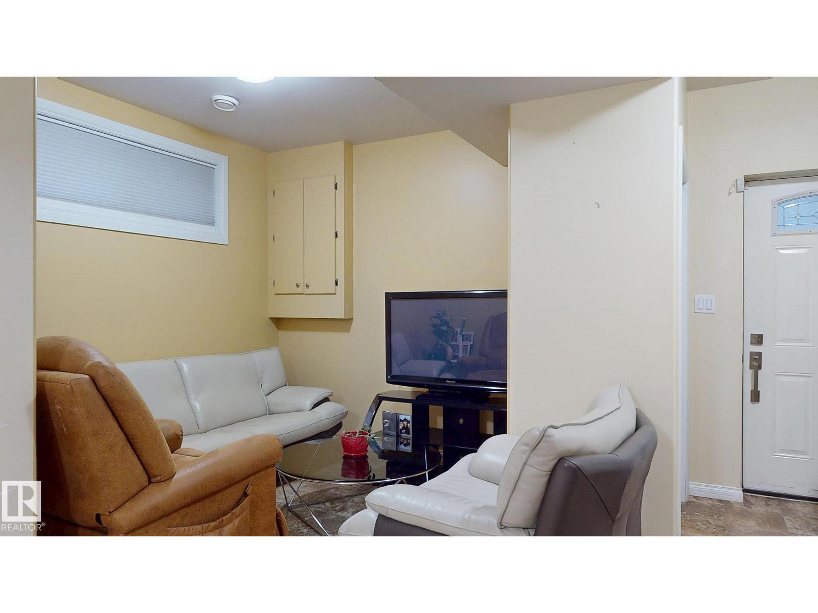 11844 125 ST NW, Edmonton