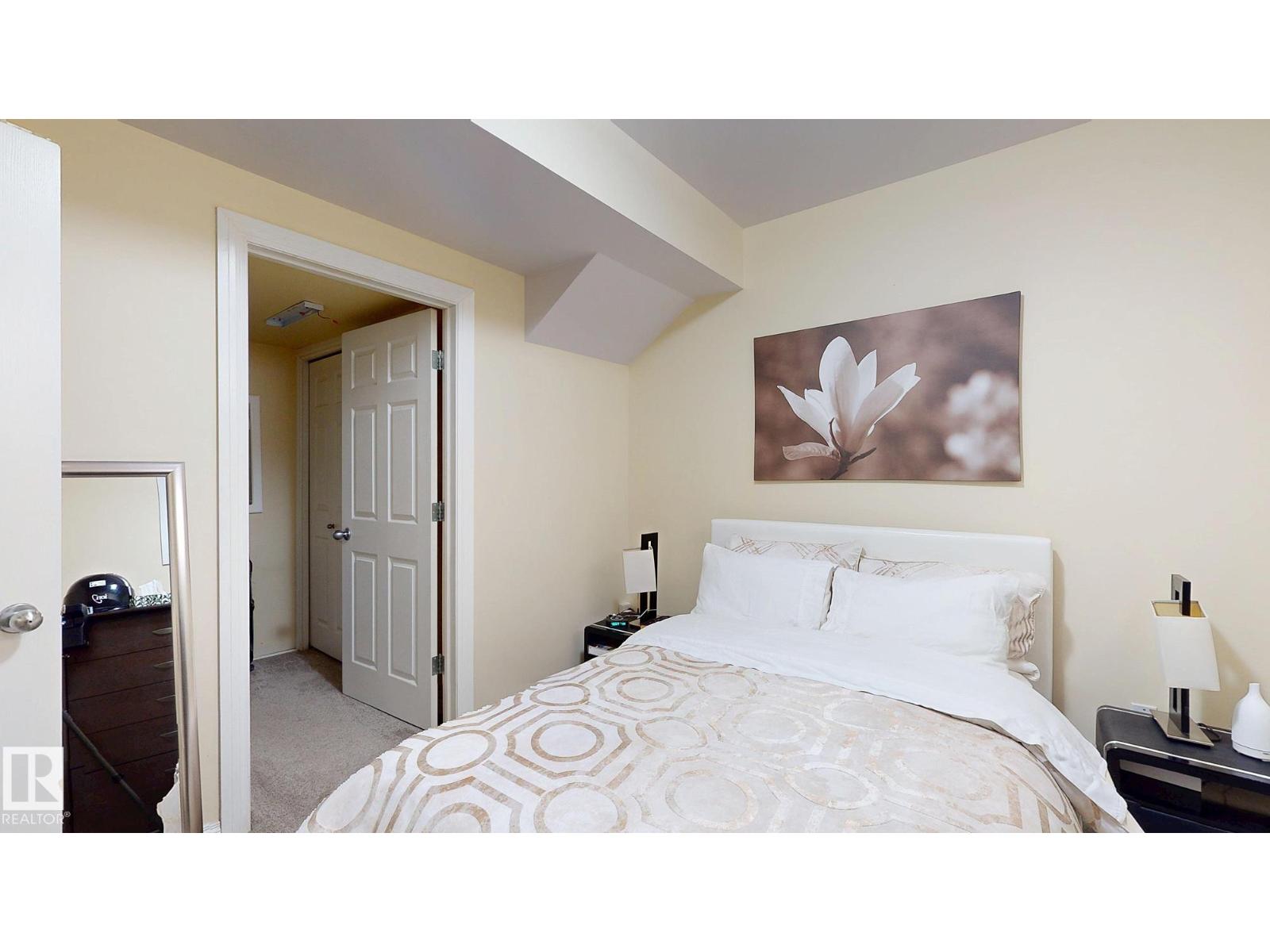 11844 125 ST NW, Edmonton