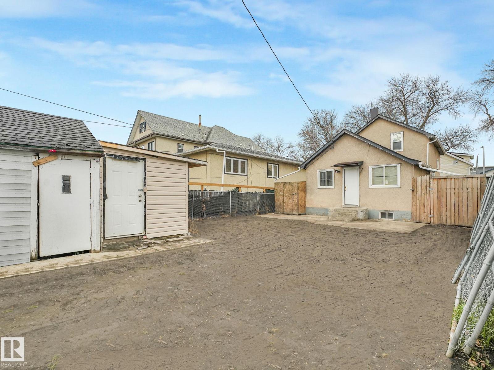 9632 106A AV NW, Edmonton