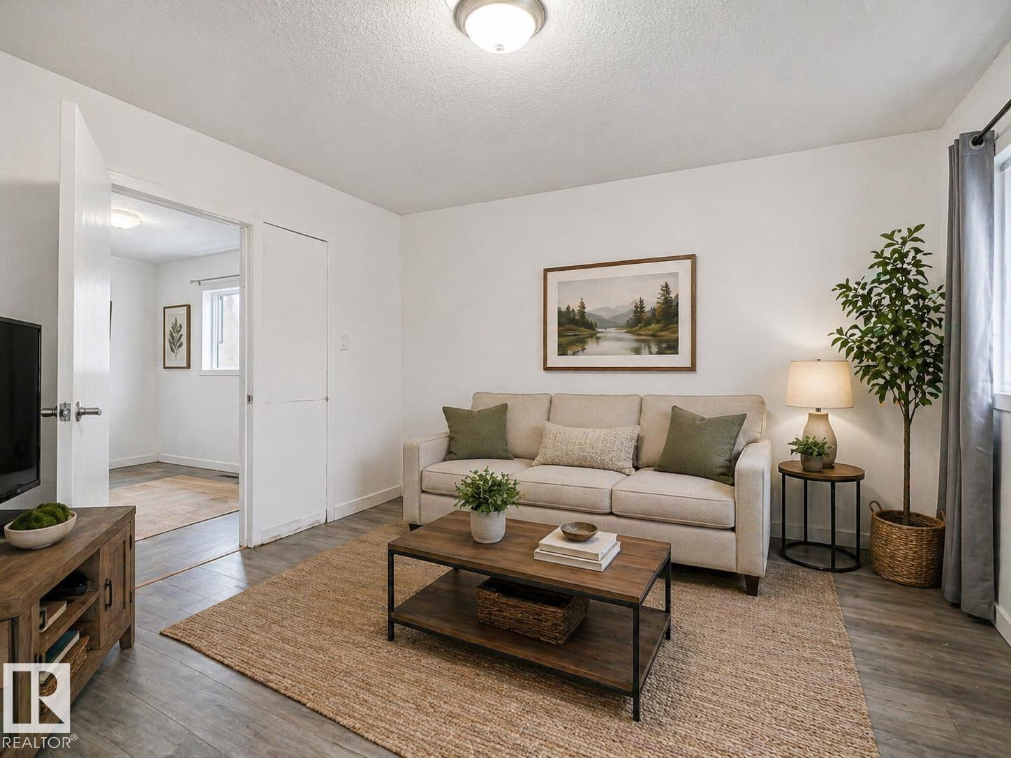 9632 106A AV NW, Edmonton