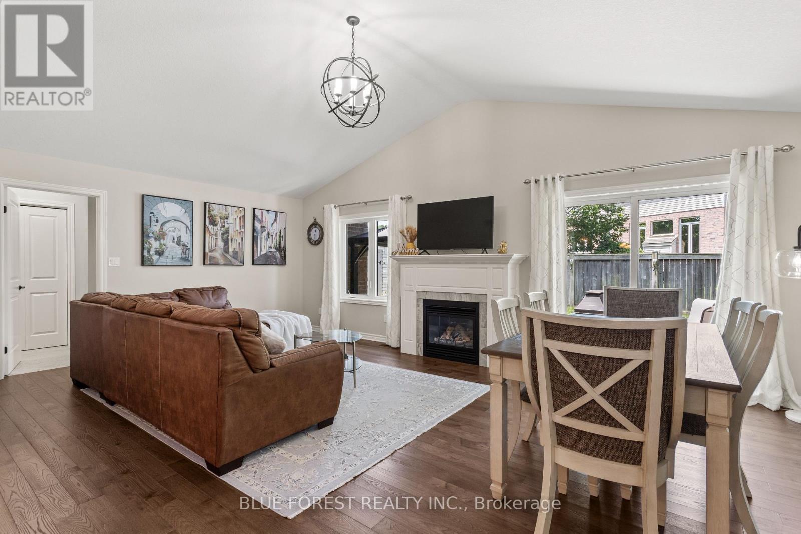 42 HICKORY LANE - 22