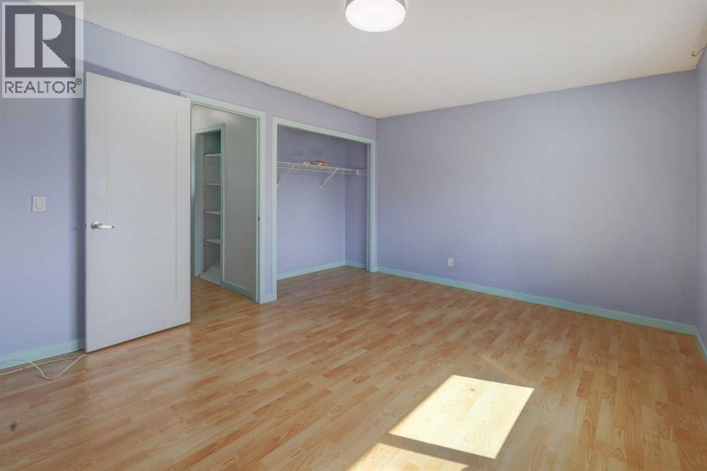 319 Georgian Villas NE - 25