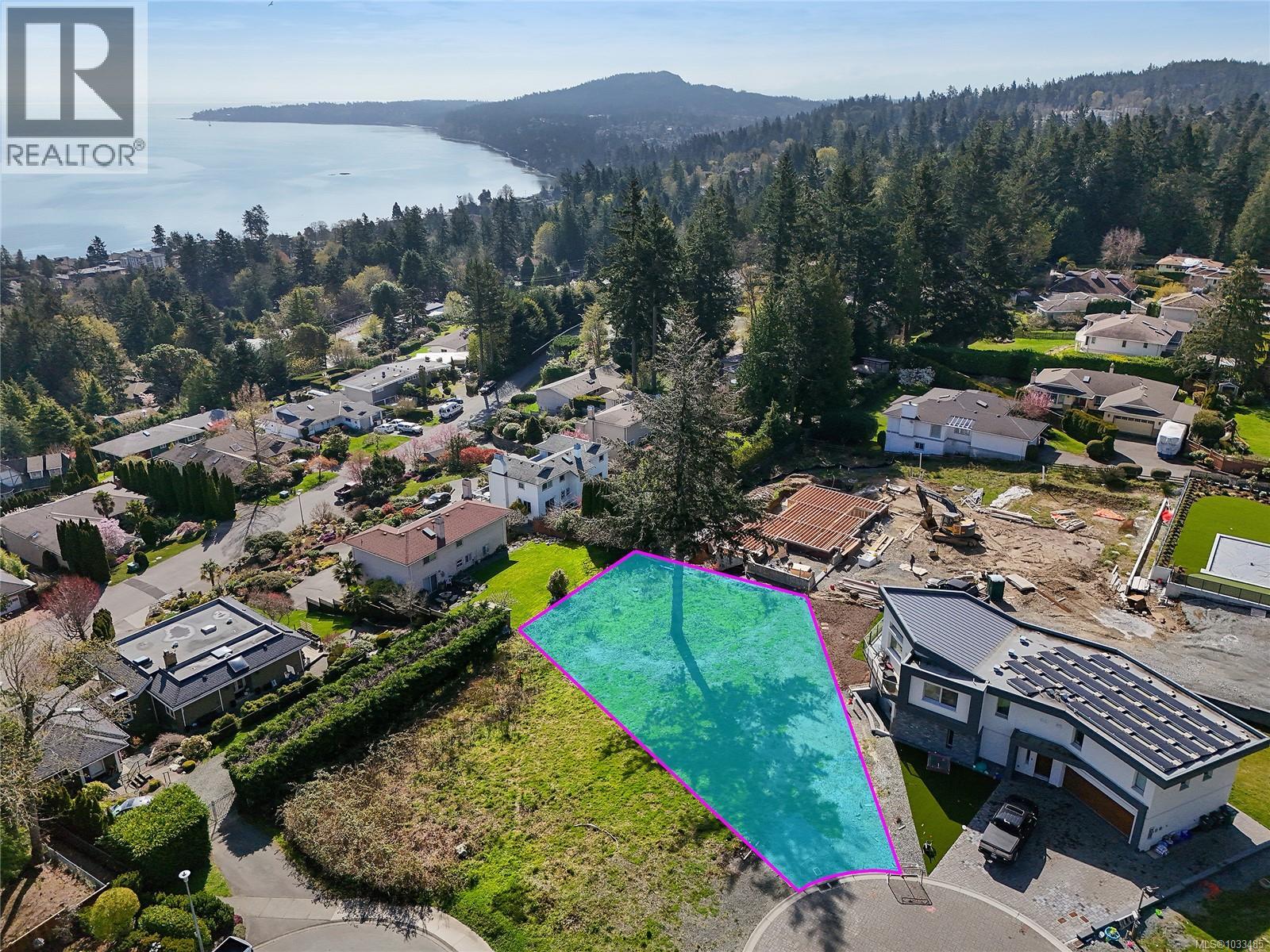  805 Yole Place, Saanich