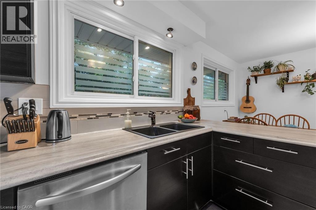 5 BURRWOOD Drive - 14