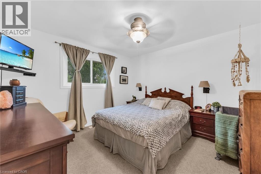 5 BURRWOOD Drive — photo 22