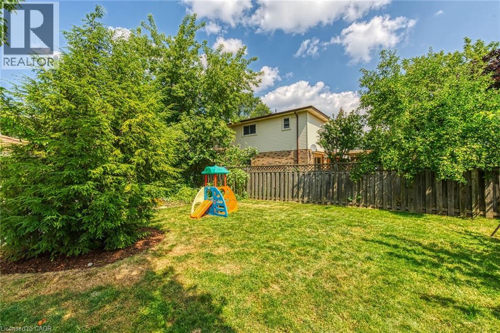 5 BURRWOOD Drive - 40