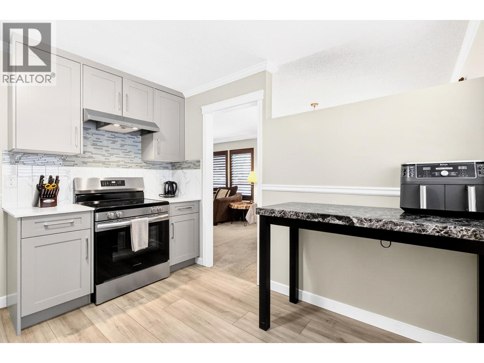 6 2719 ST. MICHAEL STREET, Port Coquitlam