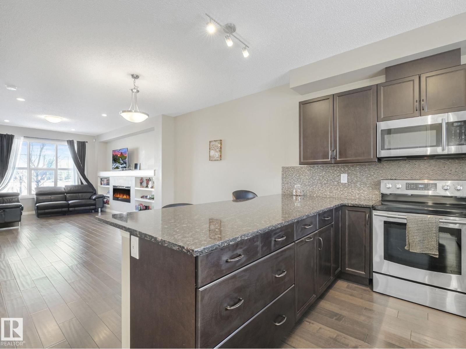 8119 CHAPPELLE WY SW, Edmonton