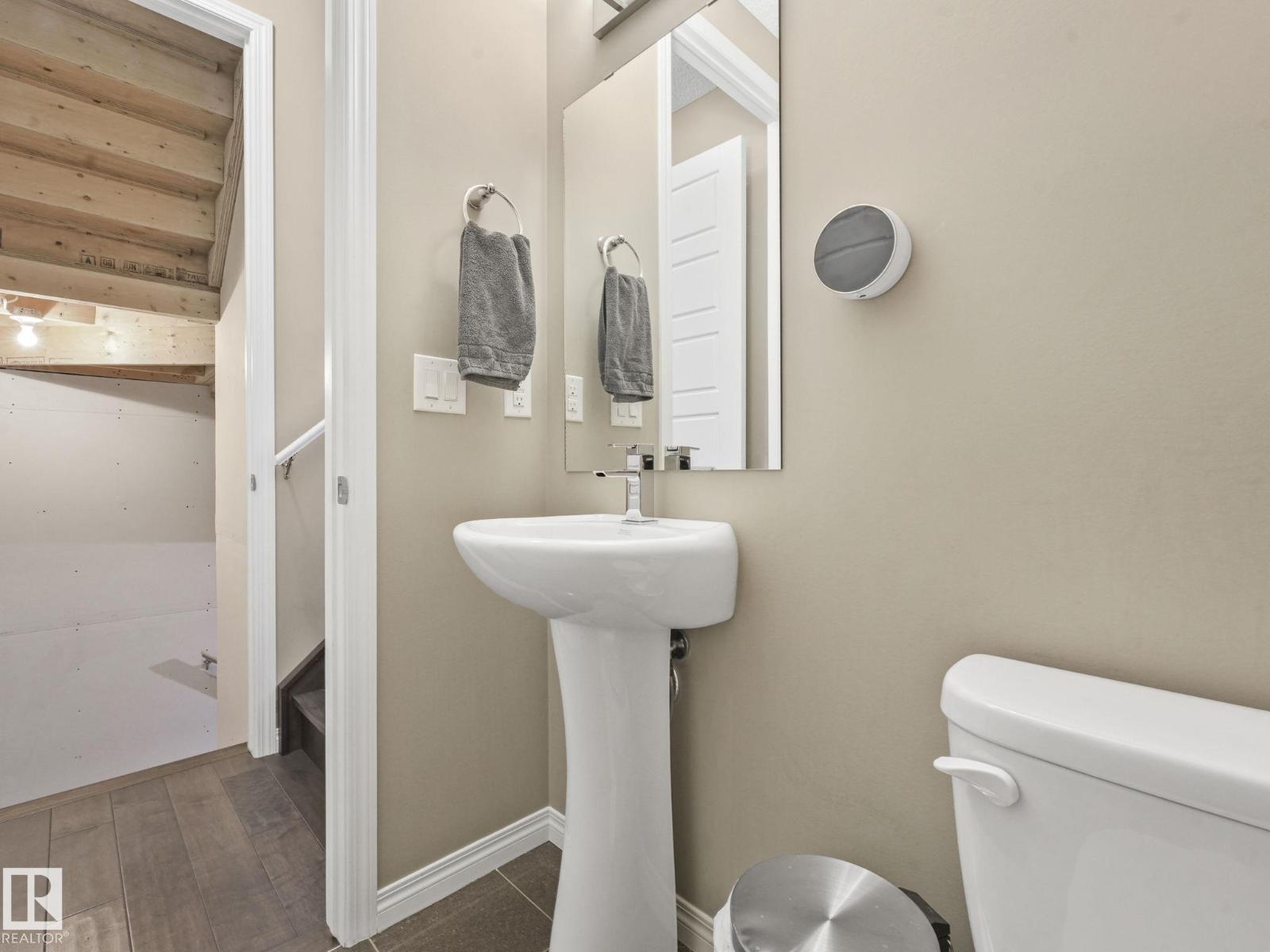 8119 CHAPPELLE WY SW, Edmonton