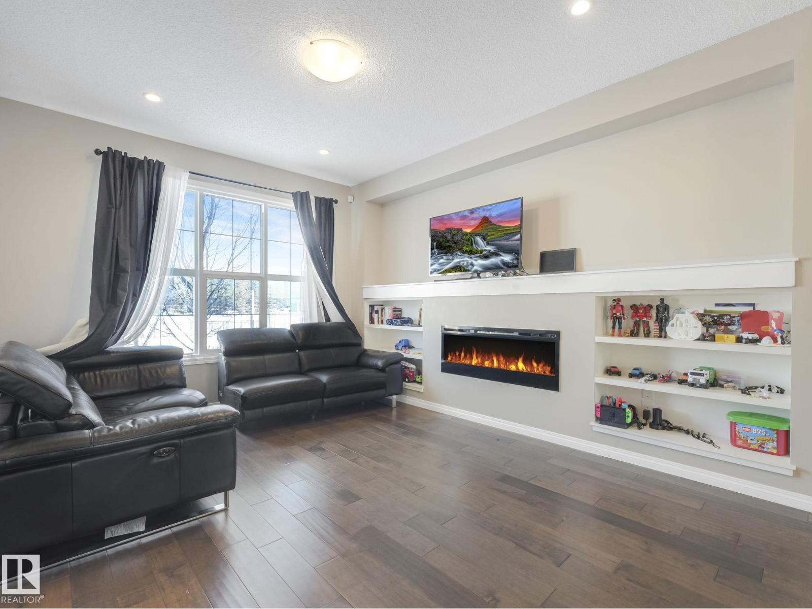 8119 CHAPPELLE WY SW, Edmonton