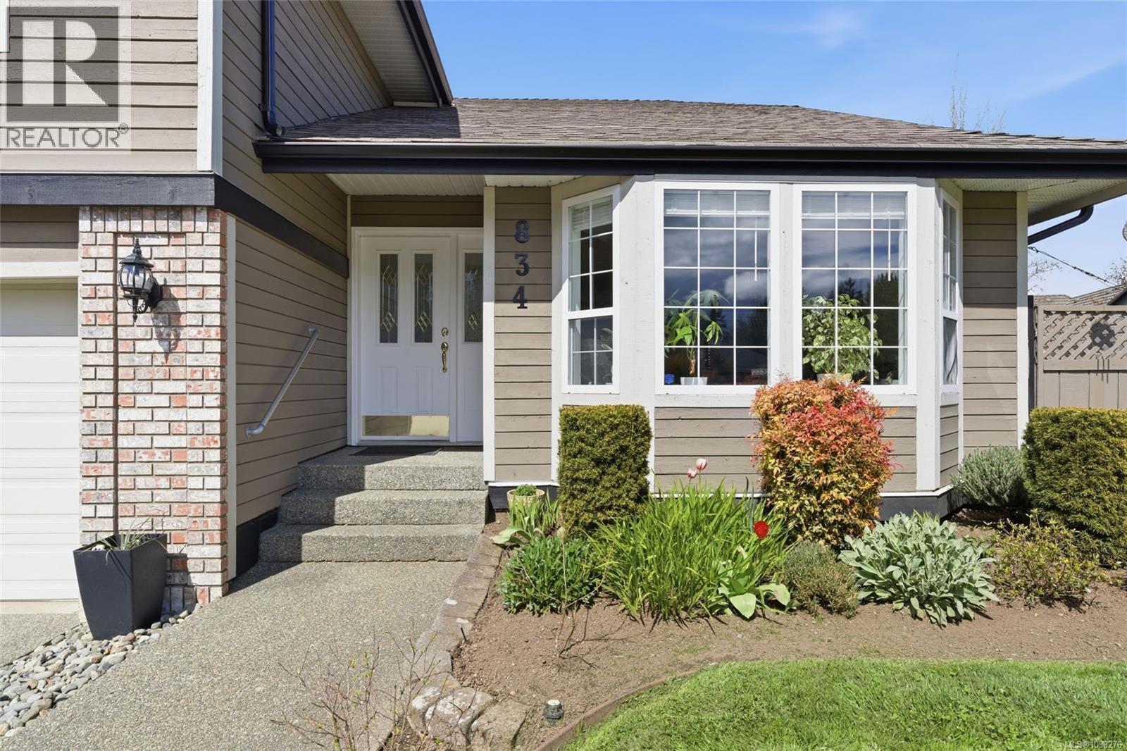 834 Woodside Cres - 11