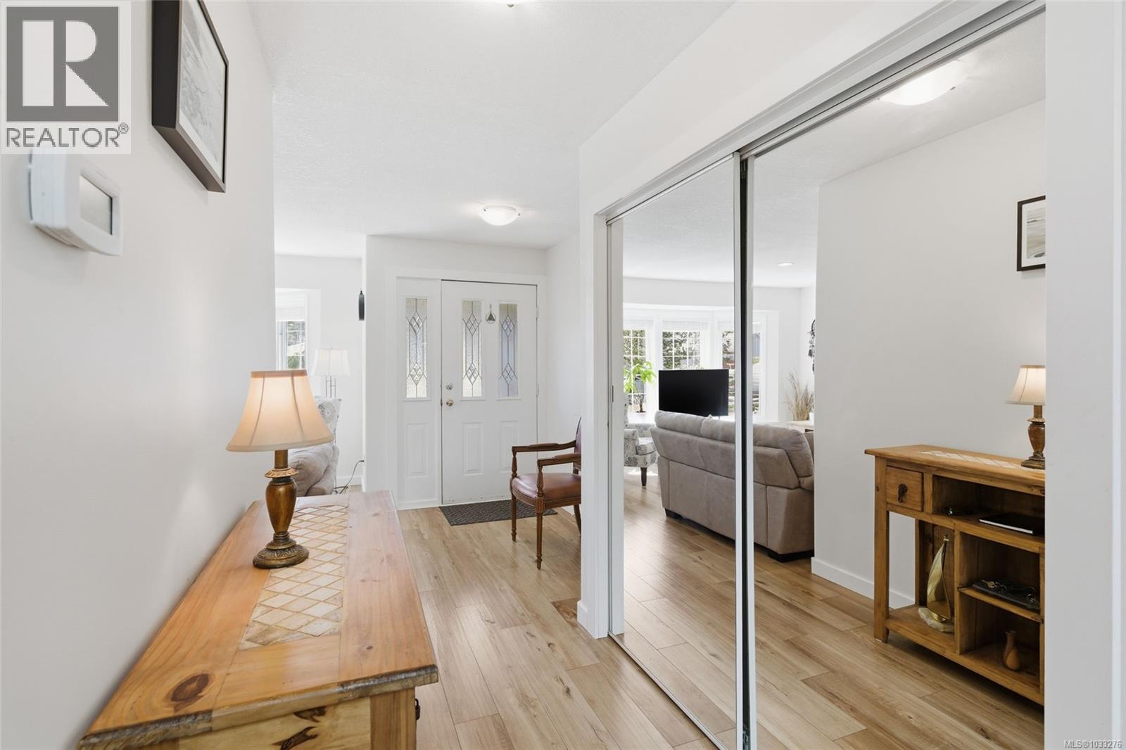 834 Woodside Cres - 12