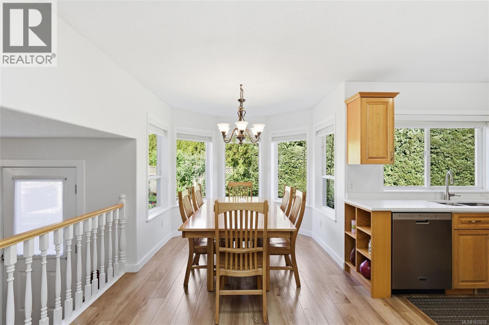 834 Woodside Cres - 15