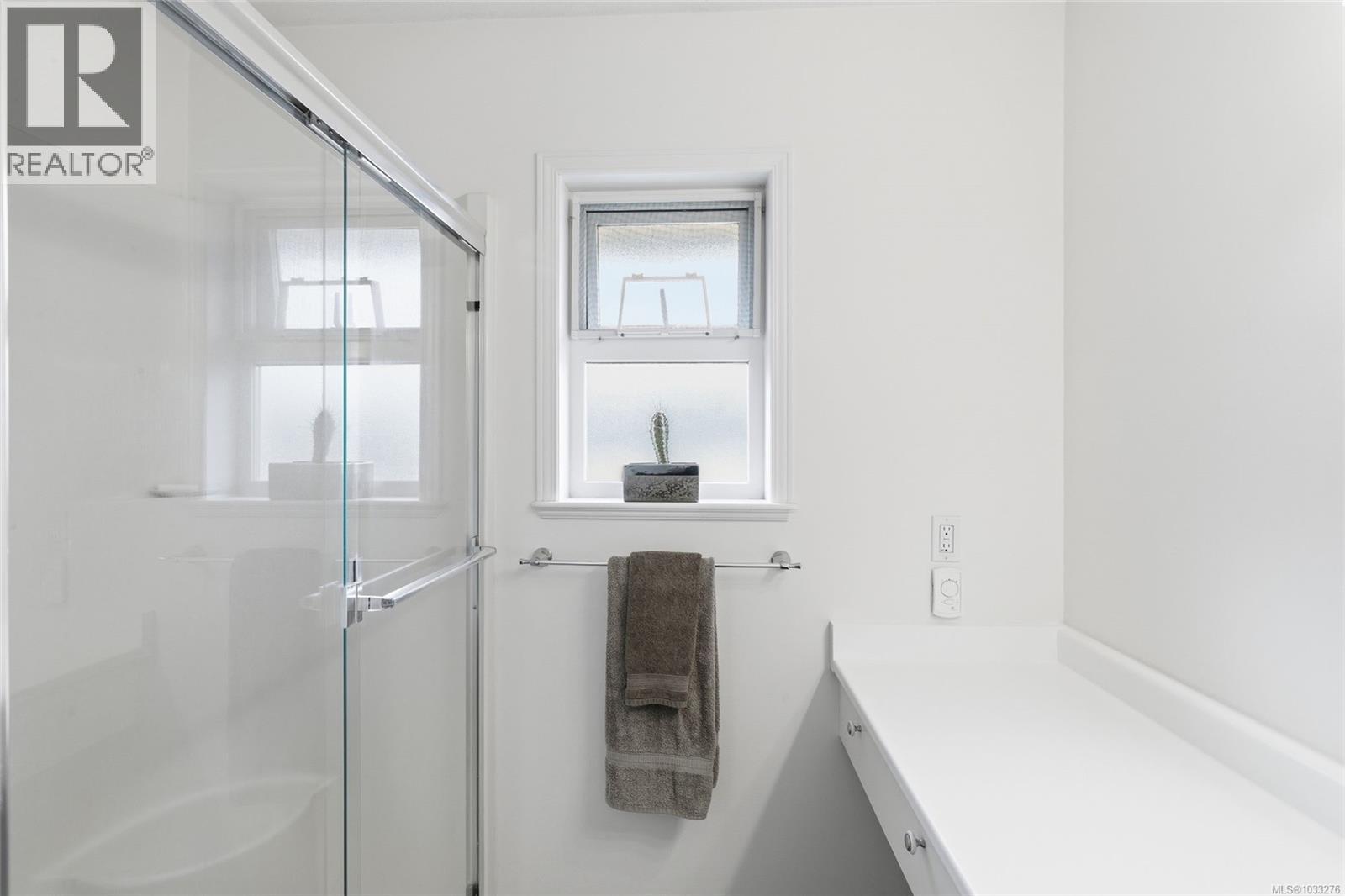 834 Woodside Cres - 18