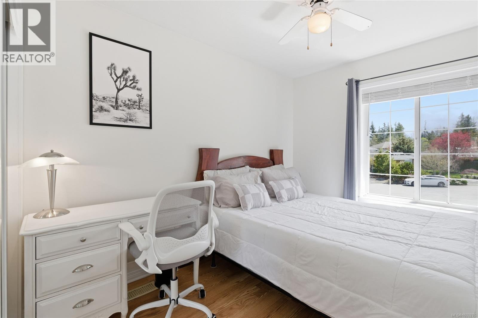 834 Woodside Cres - 19