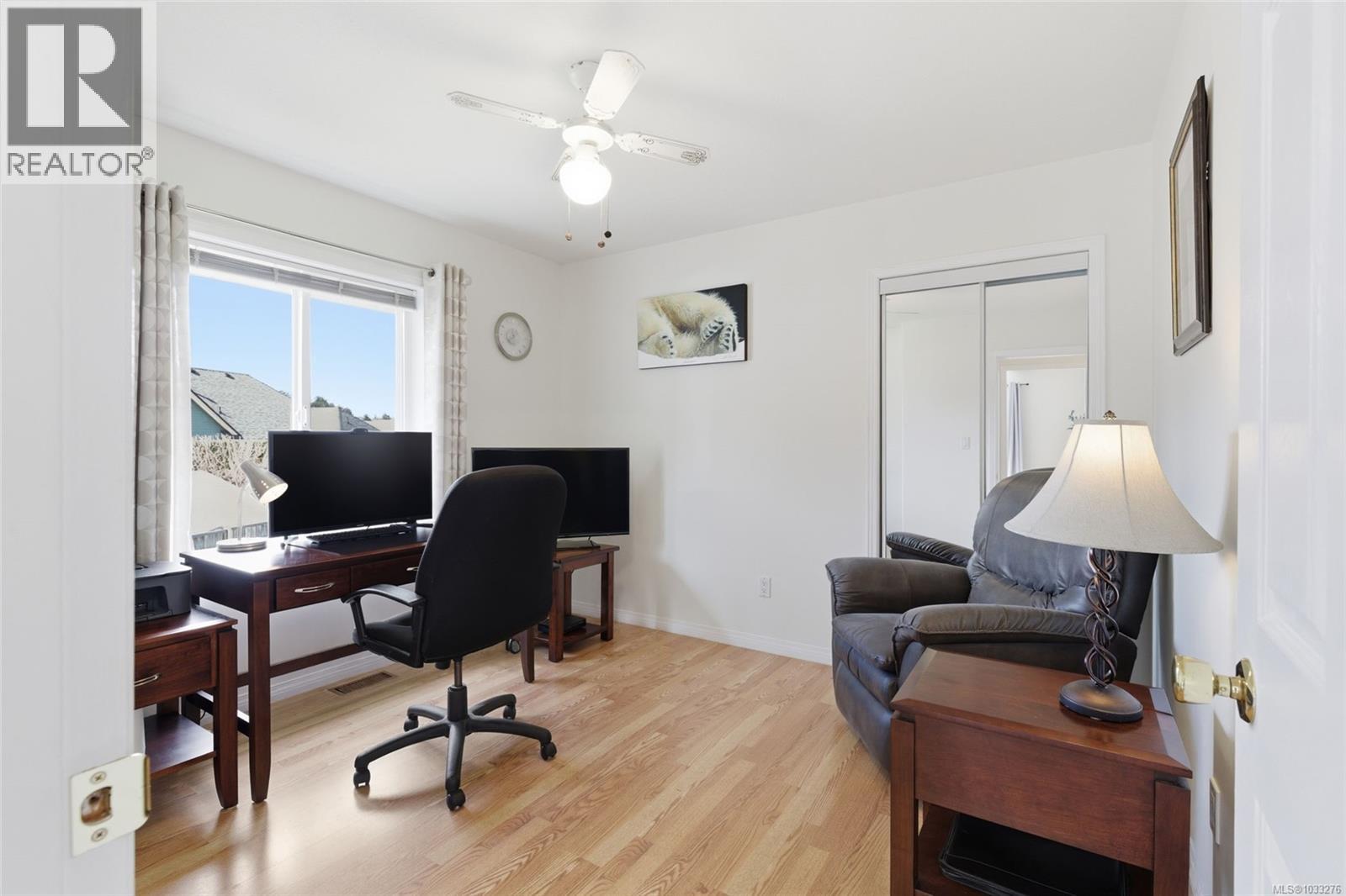 834 Woodside Cres - 22