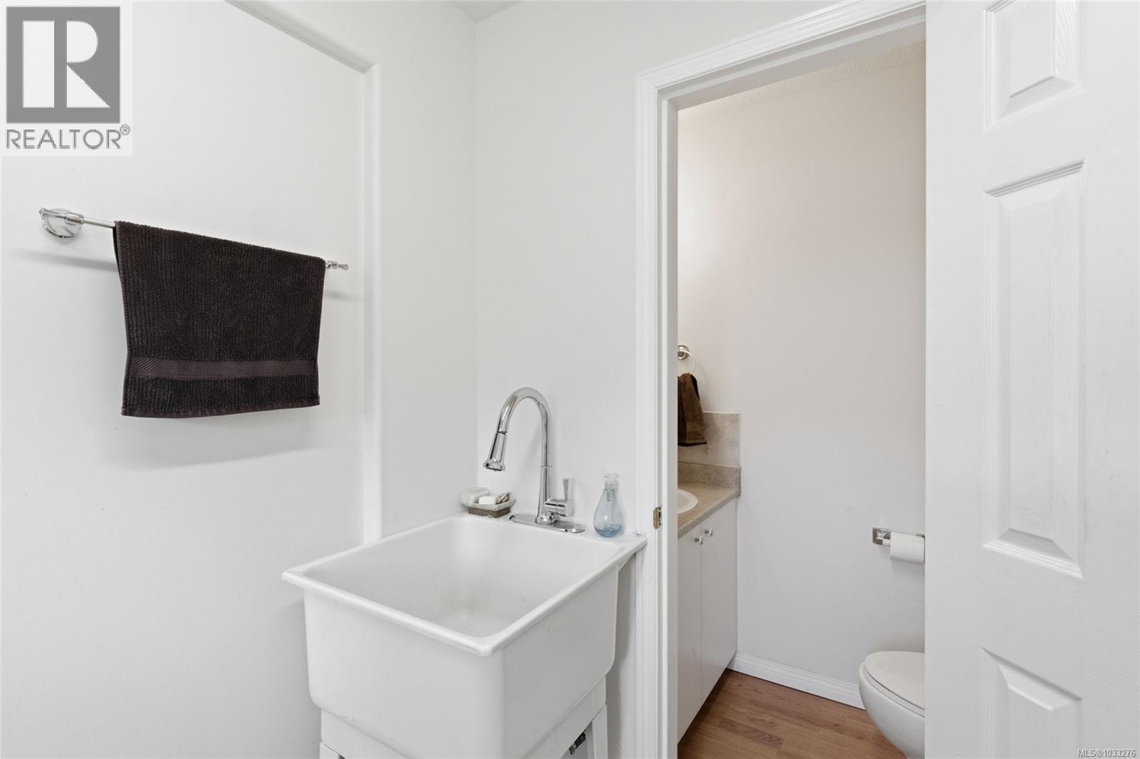 834 Woodside Cres - 24