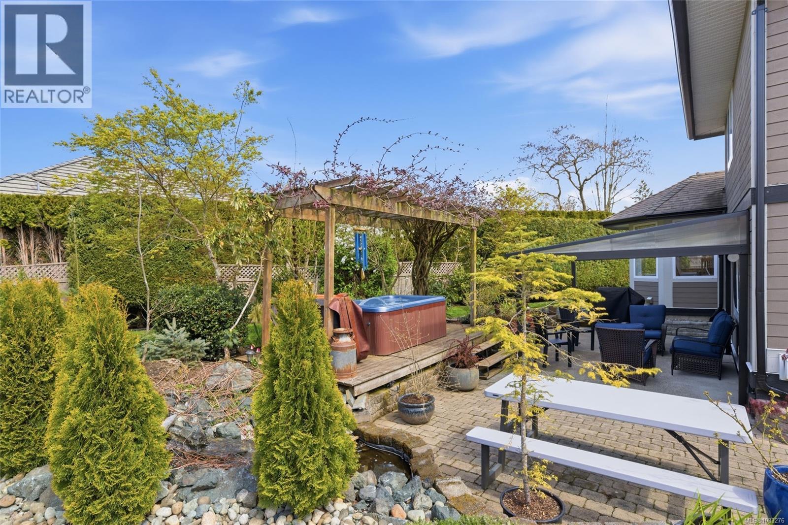 834 Woodside Cres - 26