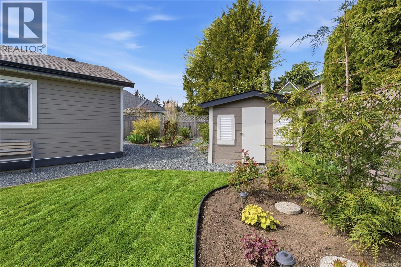 834 Woodside Cres - 33