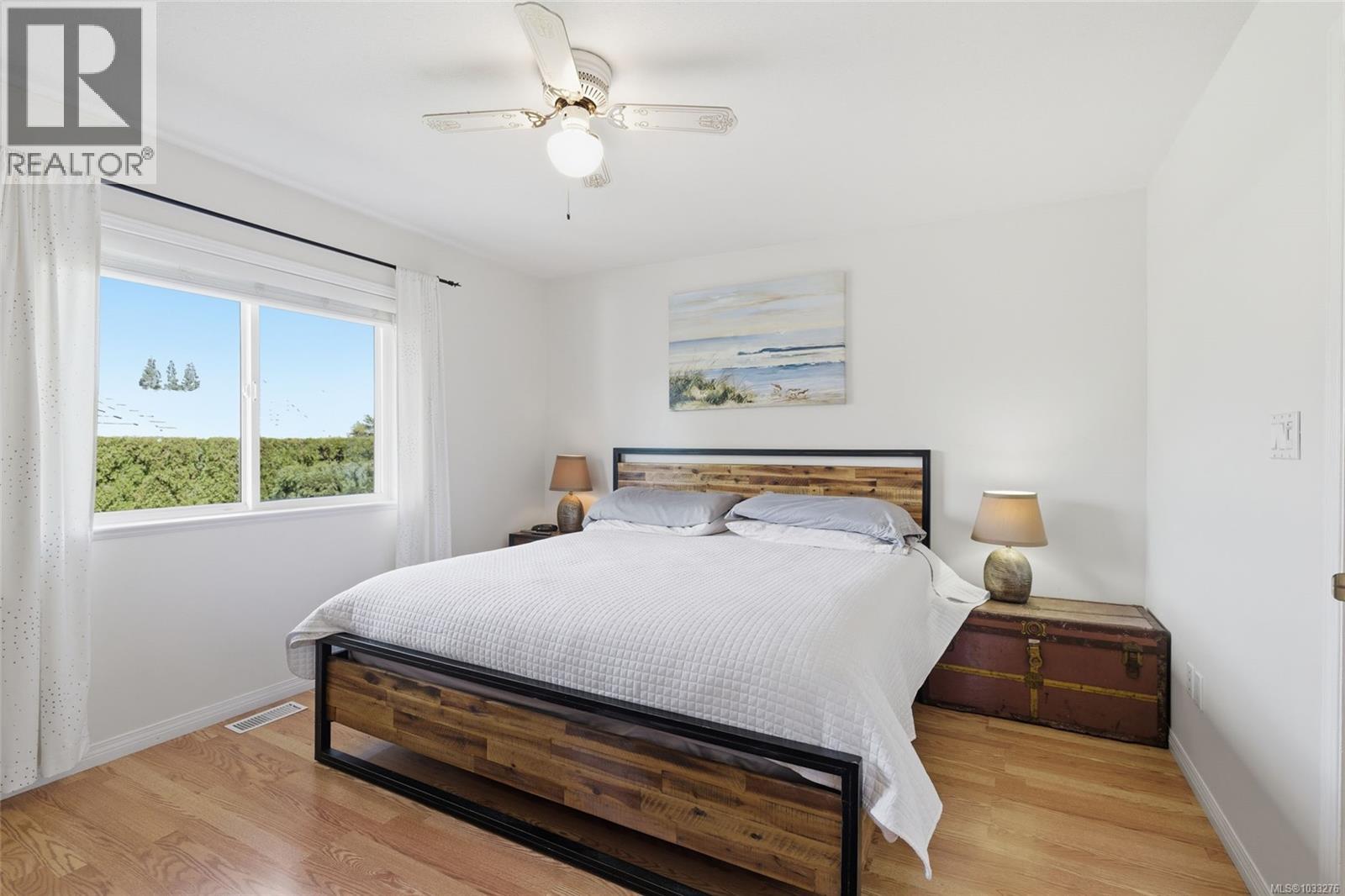 834 Woodside Cres - 5