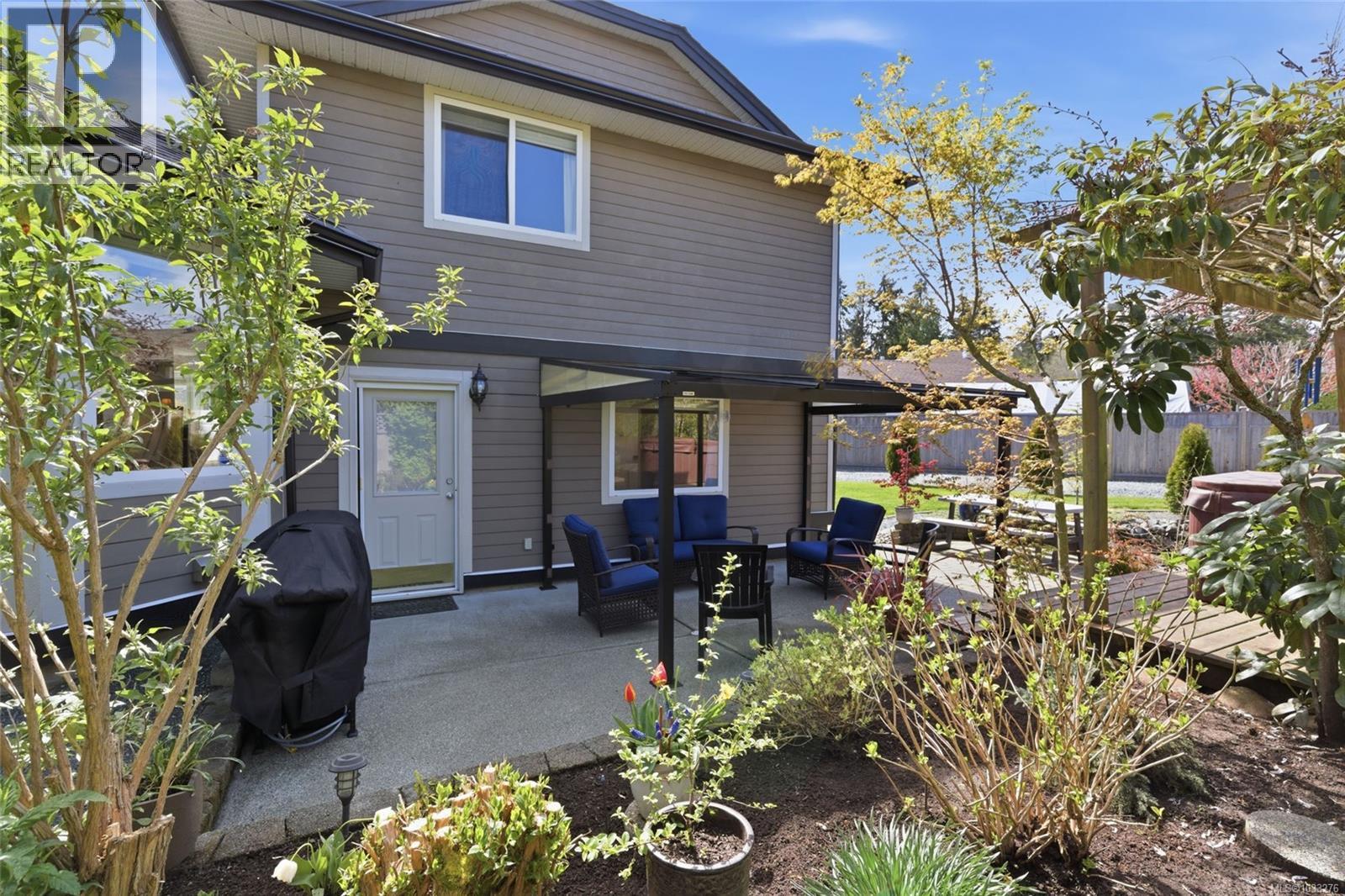 834 Woodside Cres - 7