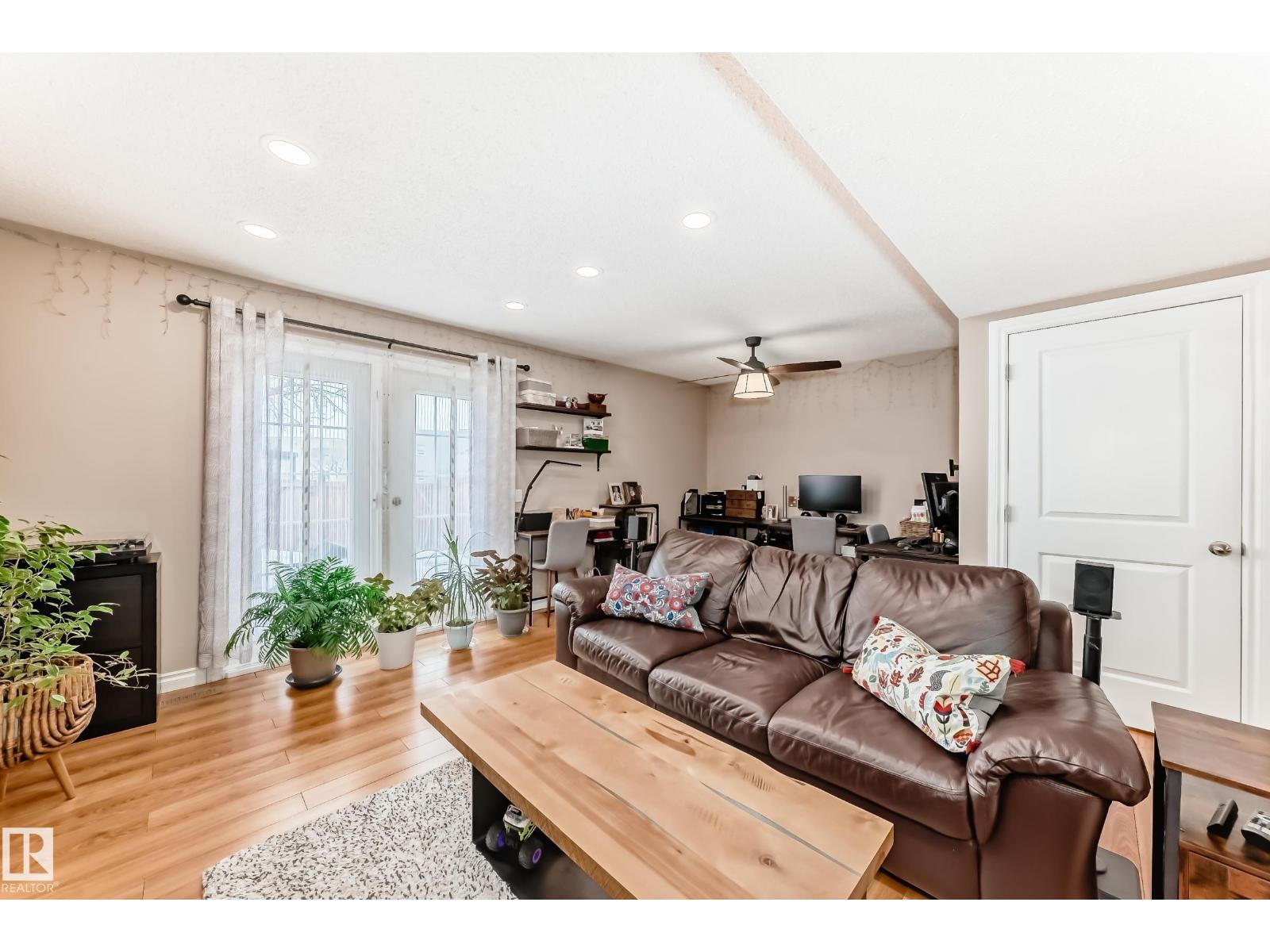 3207 139 AV NW, Edmonton