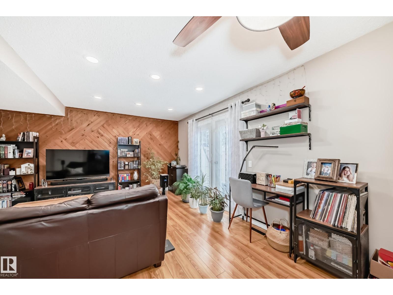 3207 139 AV NW, Edmonton