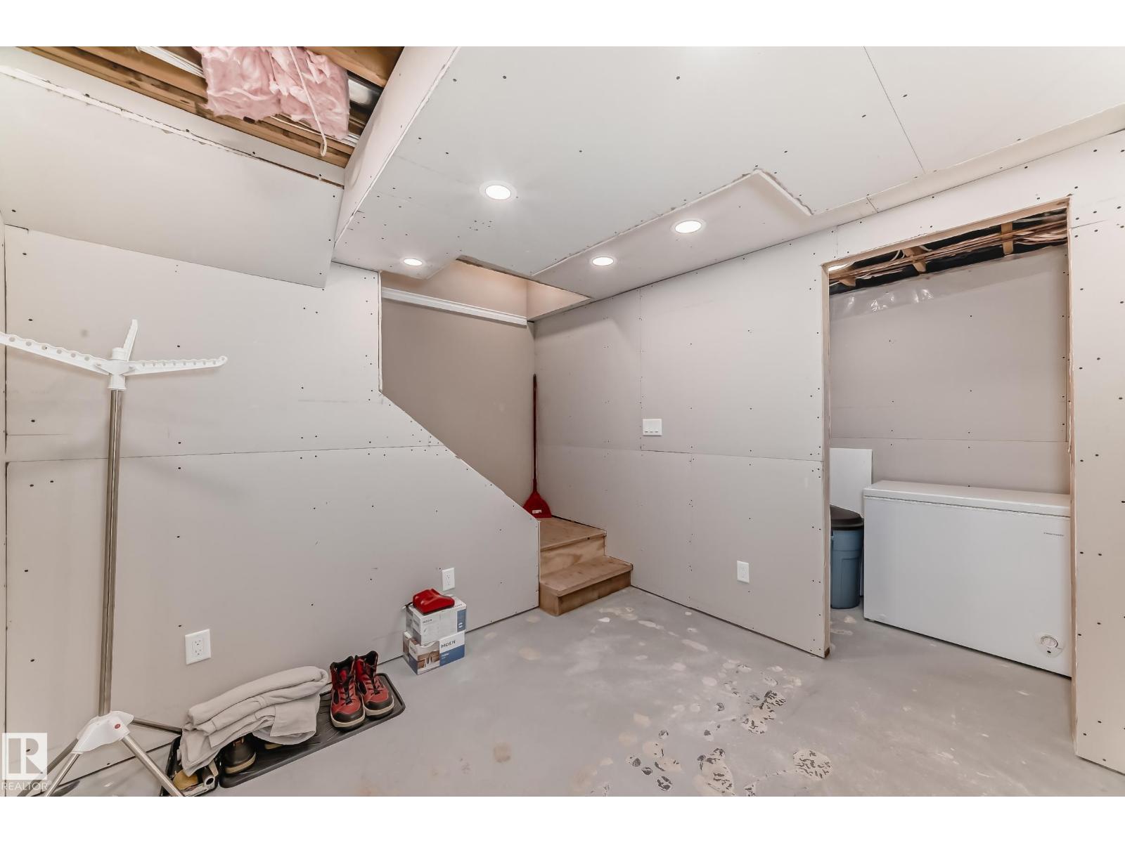 3207 139 AV NW, Edmonton