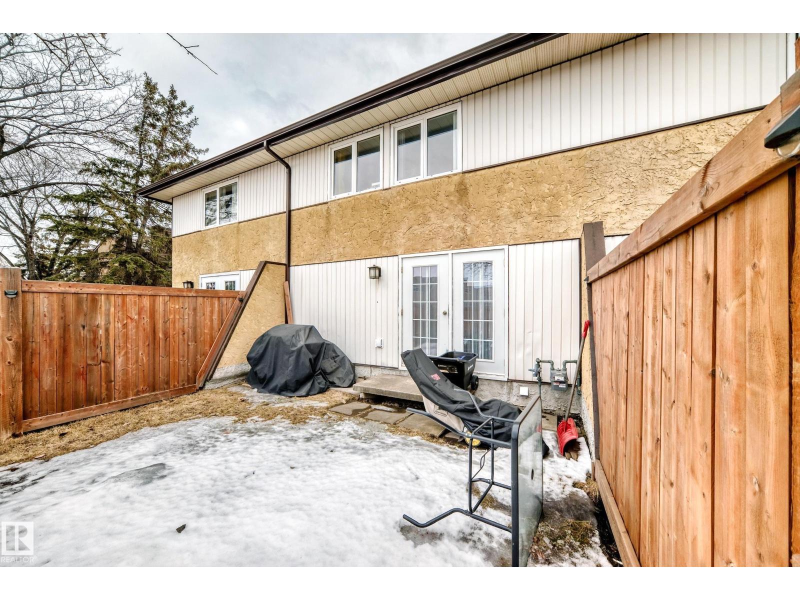 3207 139 AV NW, Edmonton