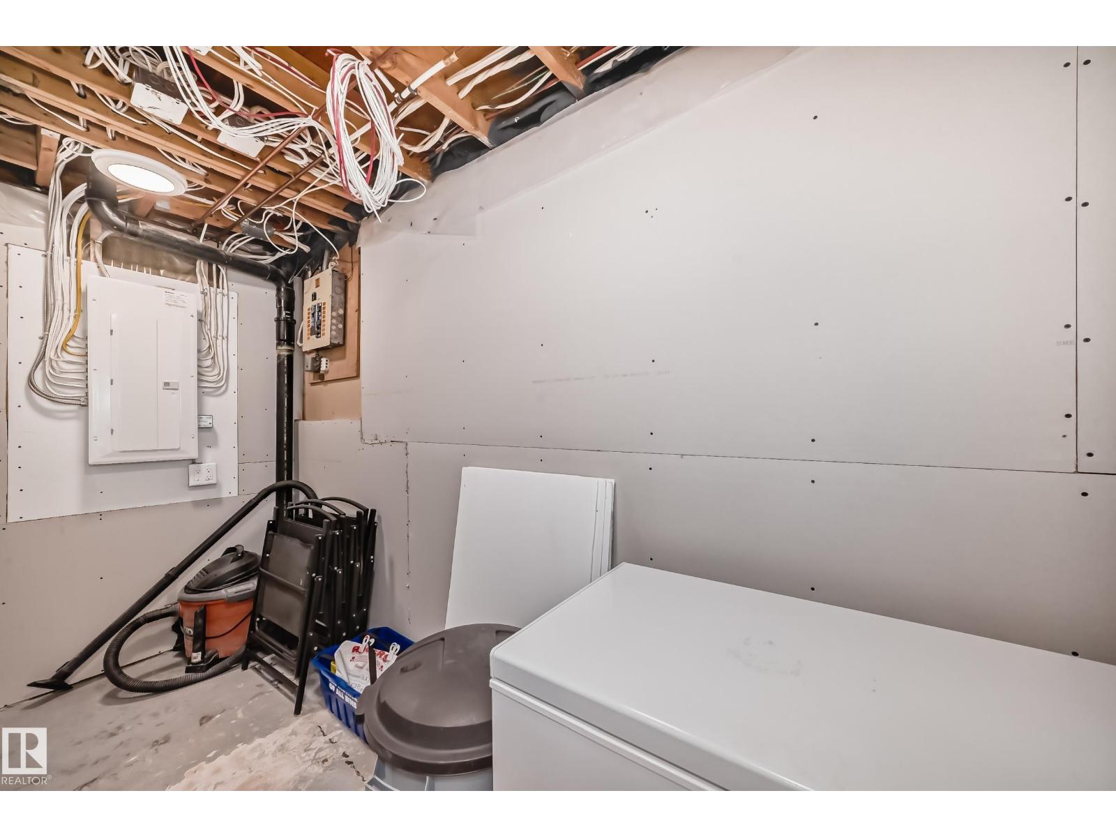 3207 139 AV NW, Edmonton