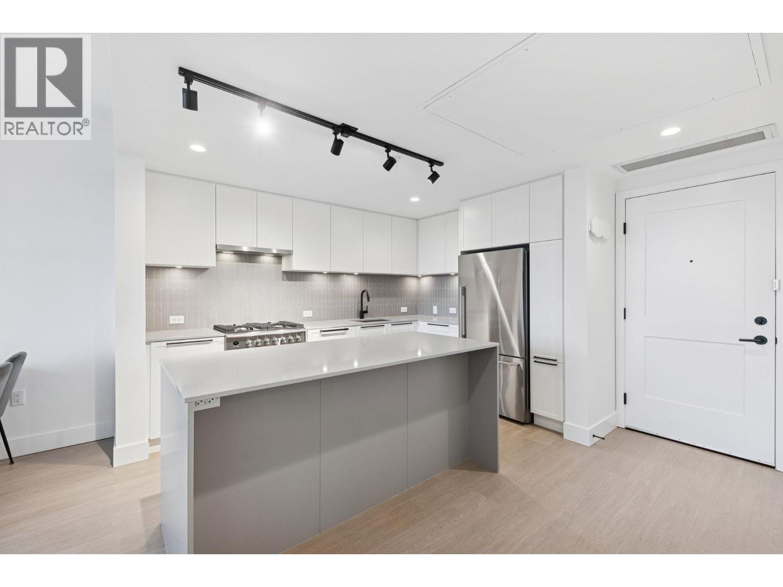 #101-320 RIDGE Street, Tsawwassen