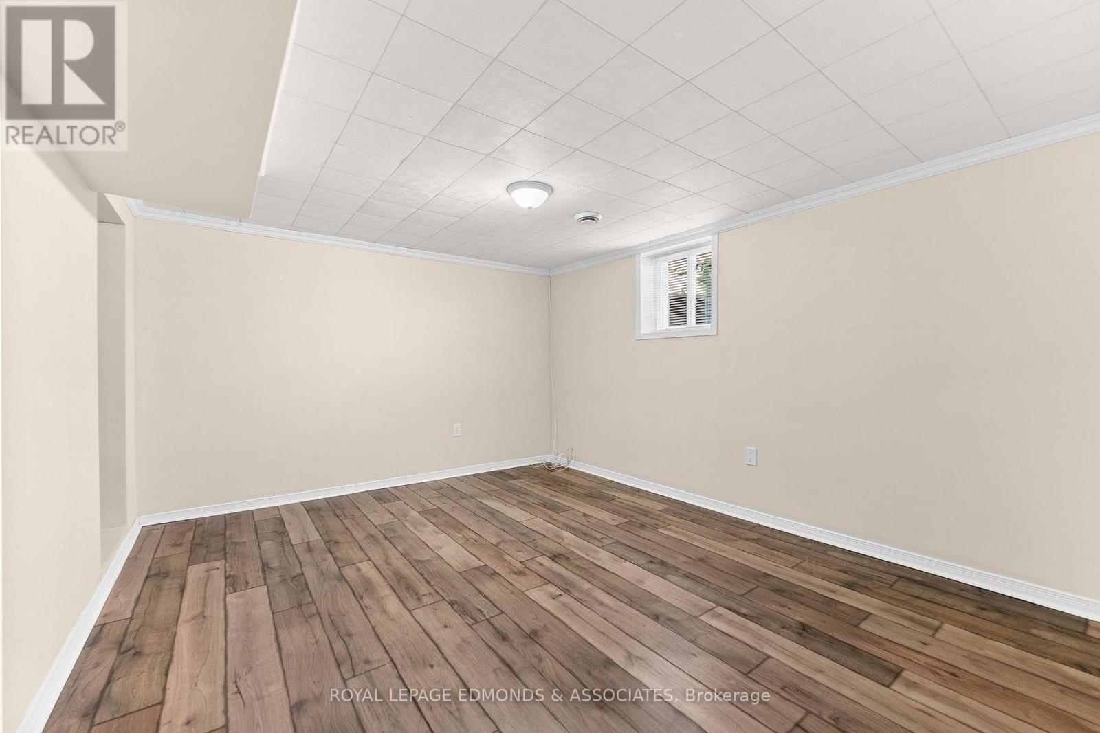 Lower Level Bedroom 1