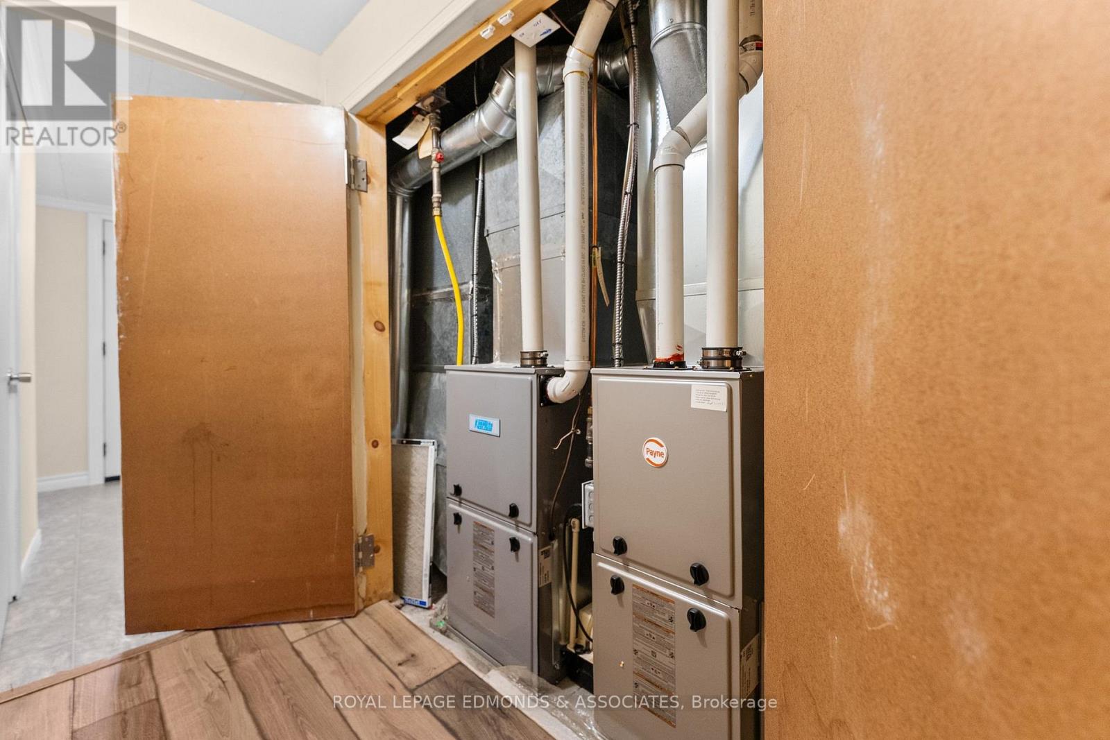 2 Furnaces (Left Upstairs, Right Downstairs)