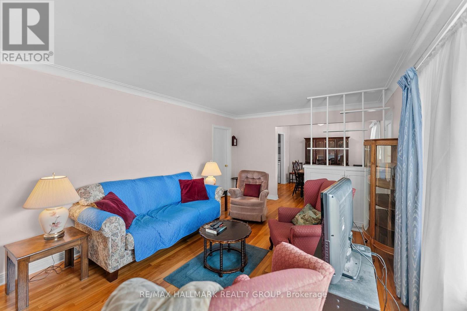 2075 NEEPAWA AVENUE — photo 13