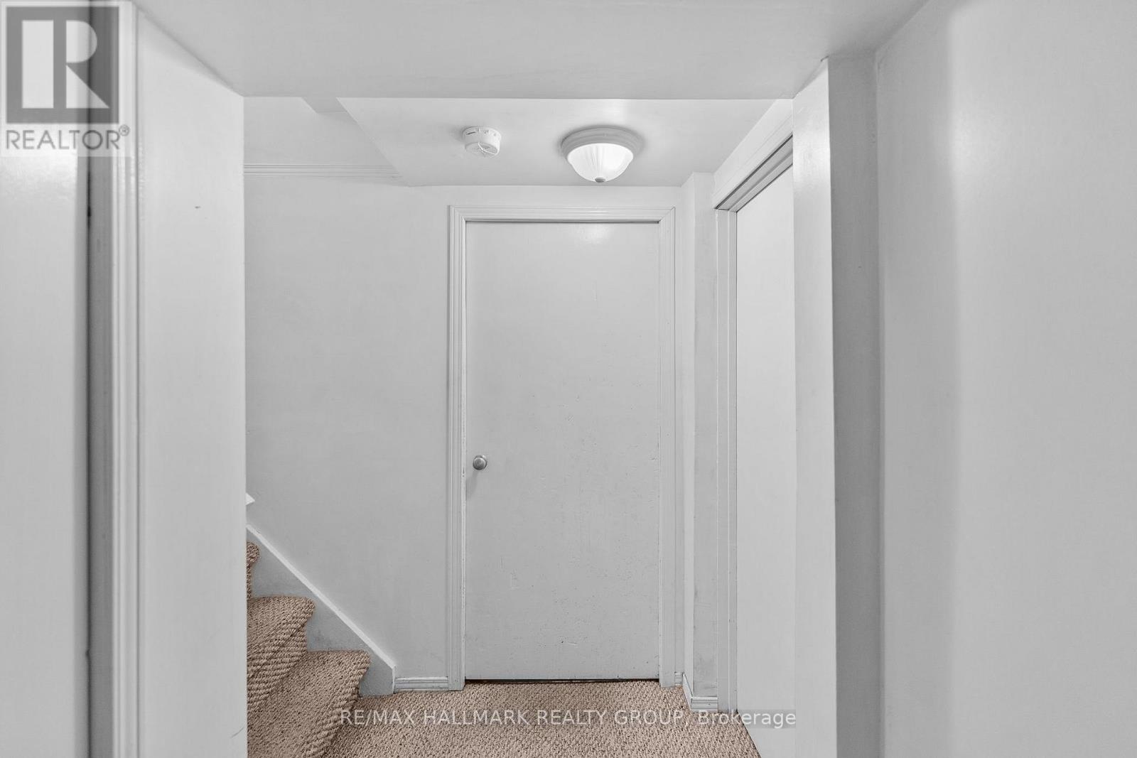 2075 NEEPAWA AVENUE — photo 33