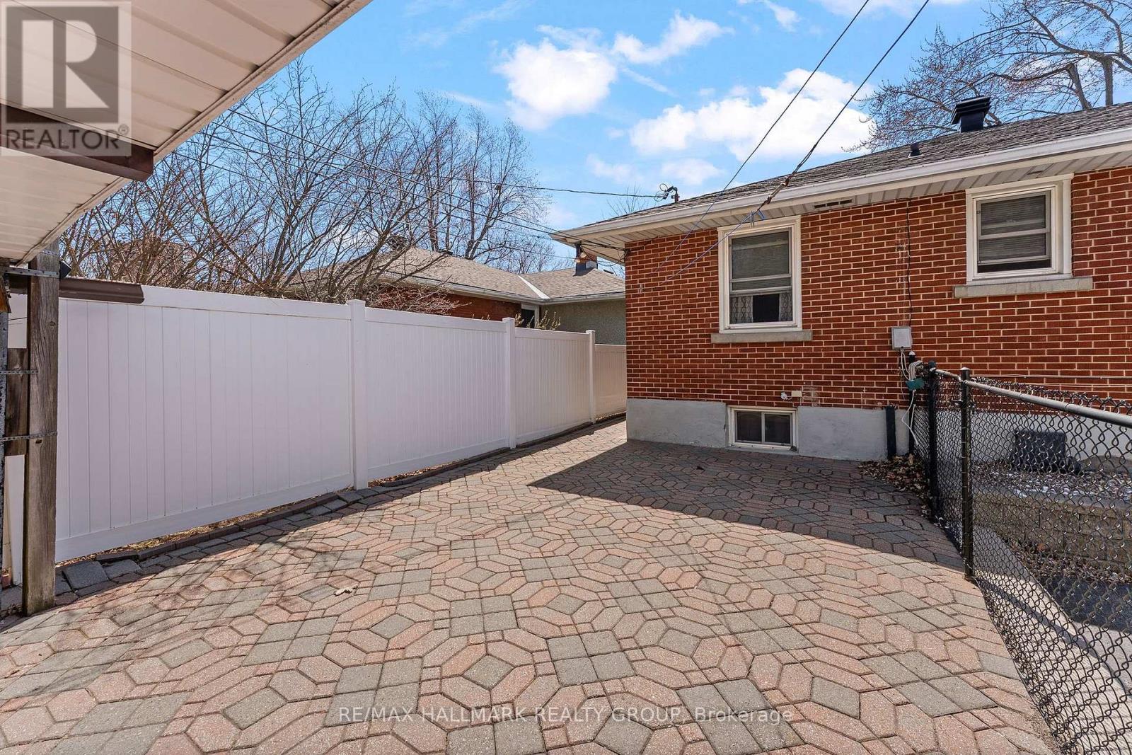 2075 NEEPAWA AVENUE — photo 39