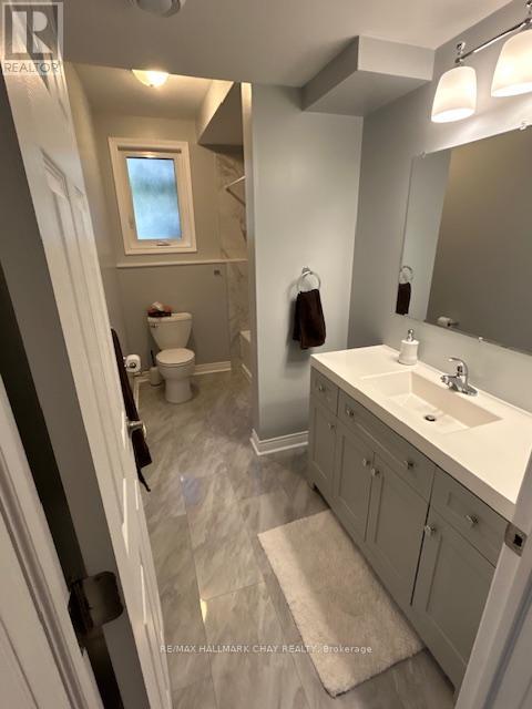 2082 CENTRE AVENUE - 29