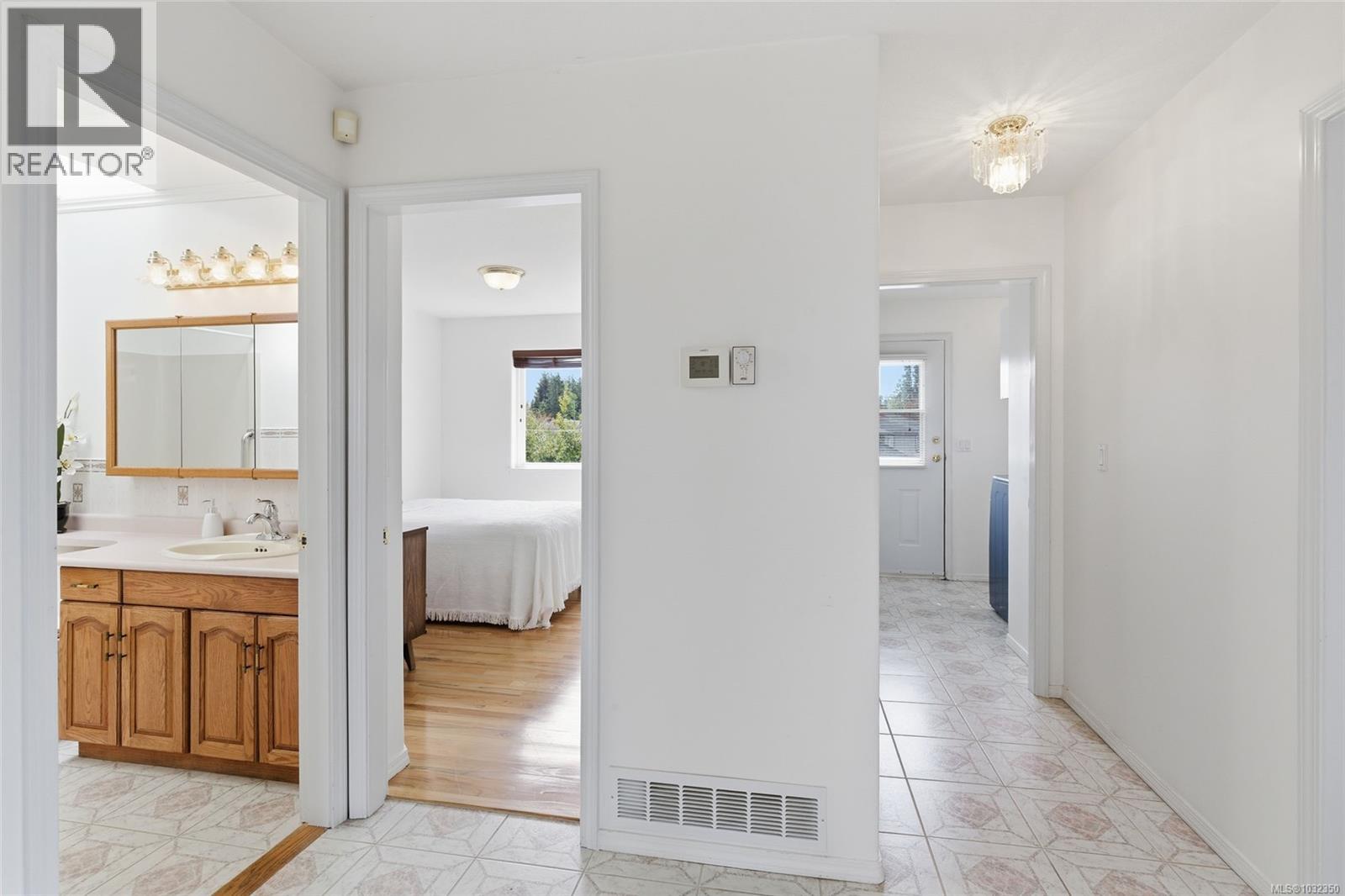 846 Wright Rd - 25