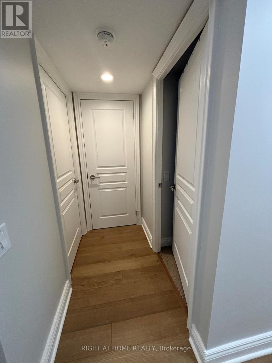 1103 - 10 NORTHTOWN WAY E — photo 12