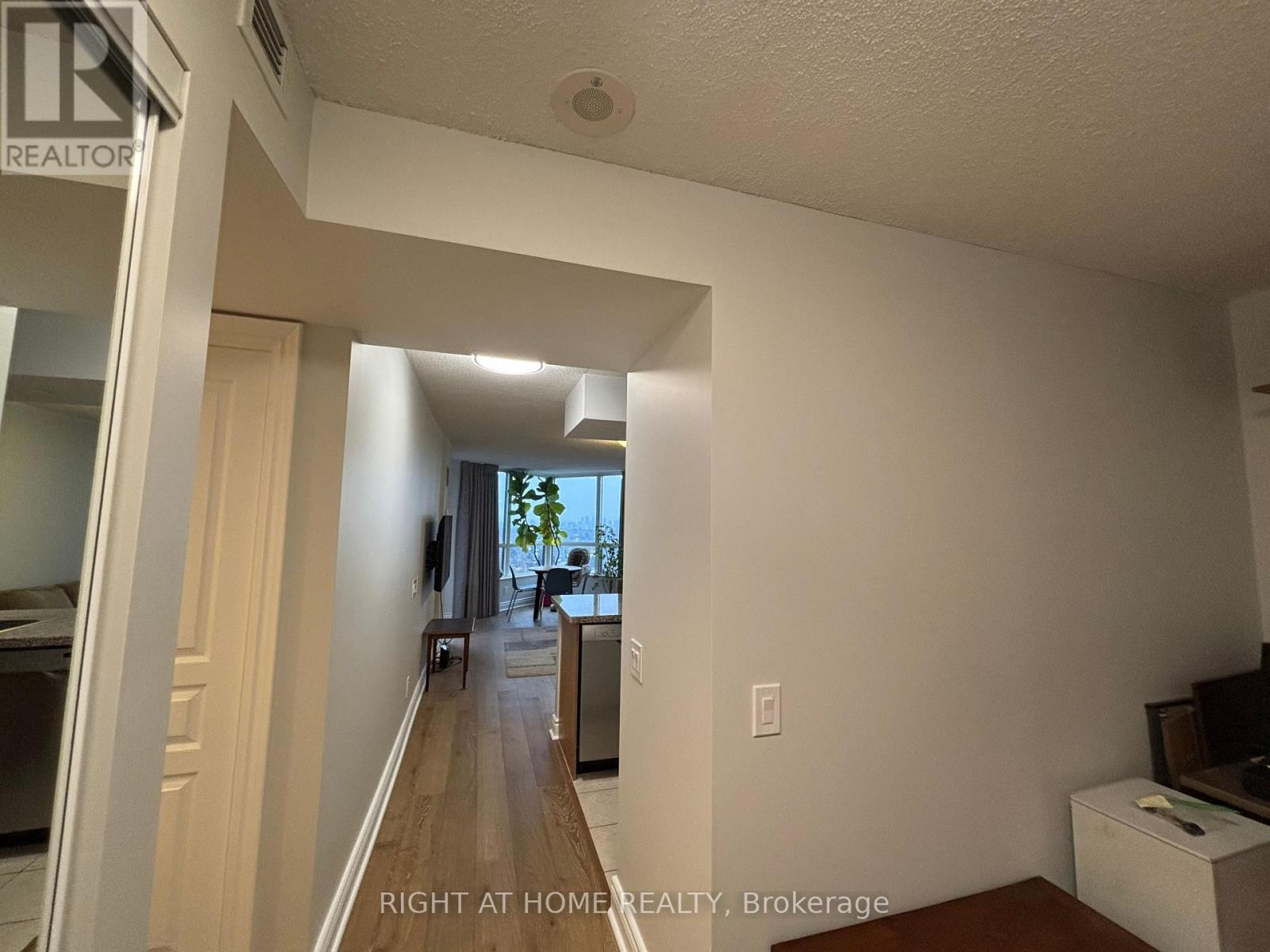 1103 - 10 NORTHTOWN WAY E — photo 5