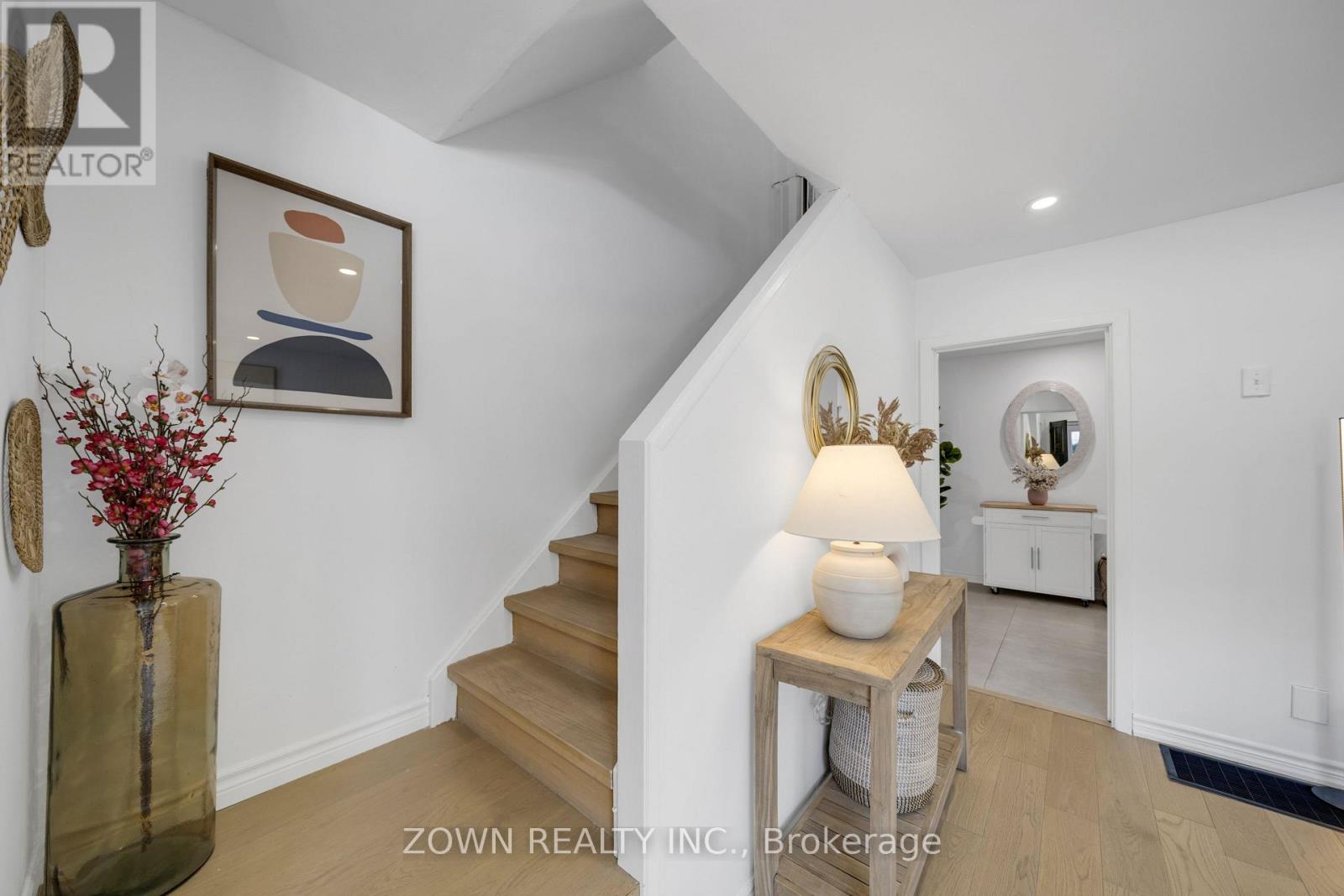 8312 KIPLING AVENUE — photo 17