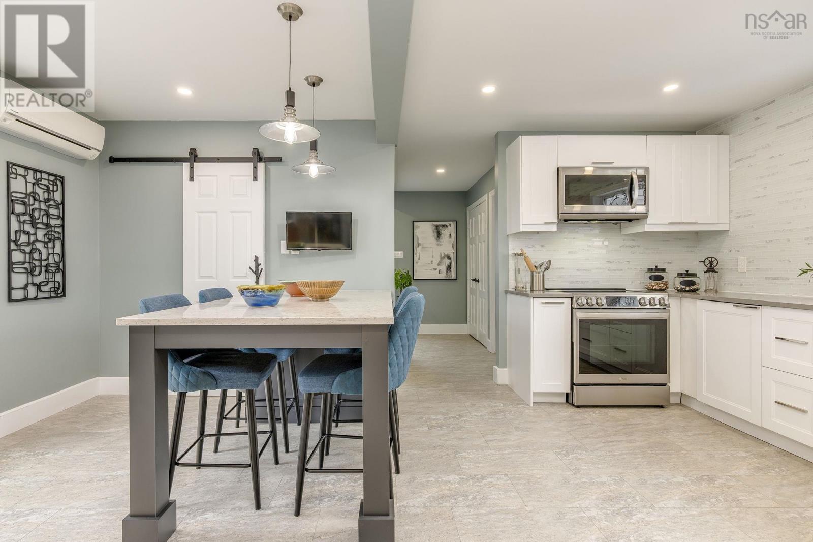Magazine quality custom kitchen