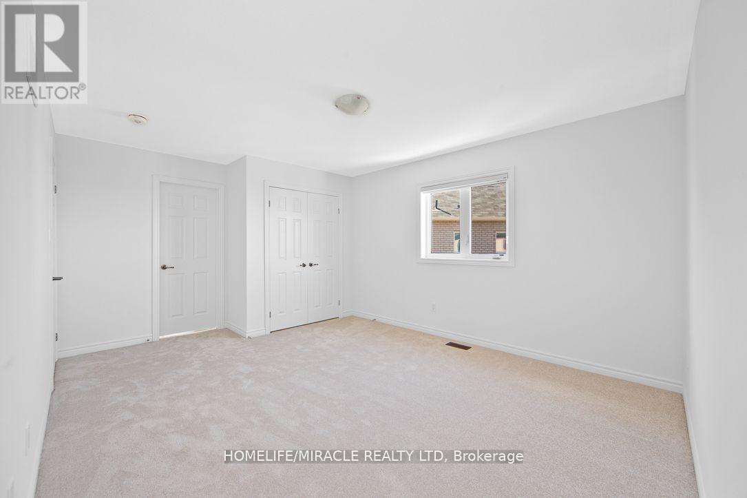 34 FLAGG AVENUE - 15