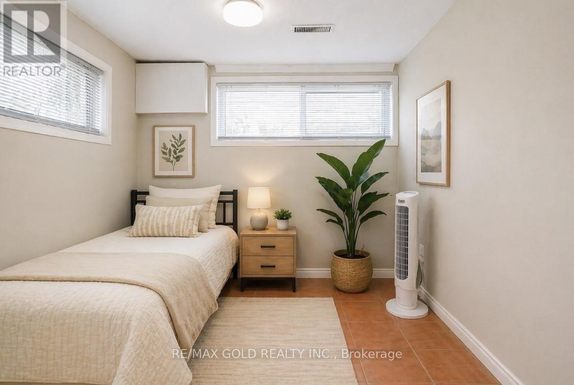 7464 HOMESIDE GARDENS — photo 32