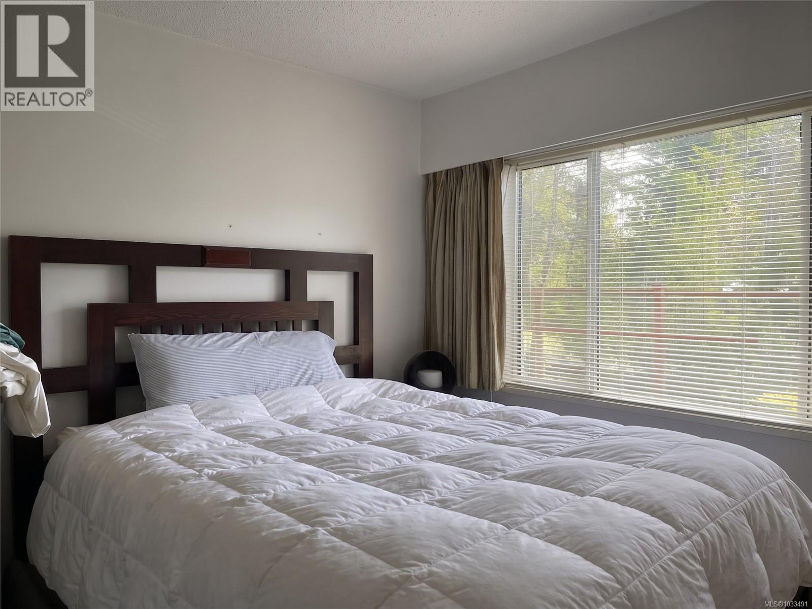 6351 Renton Rd N - 8