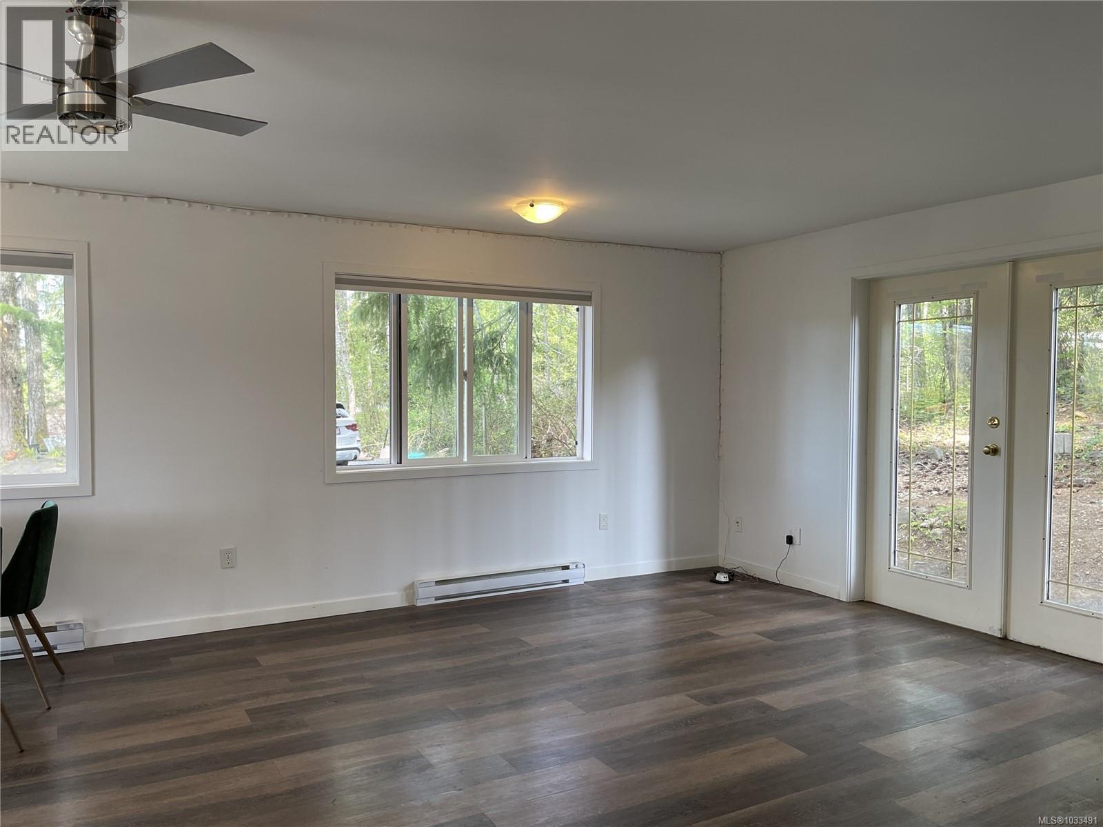 6351 Renton Rd N - 19