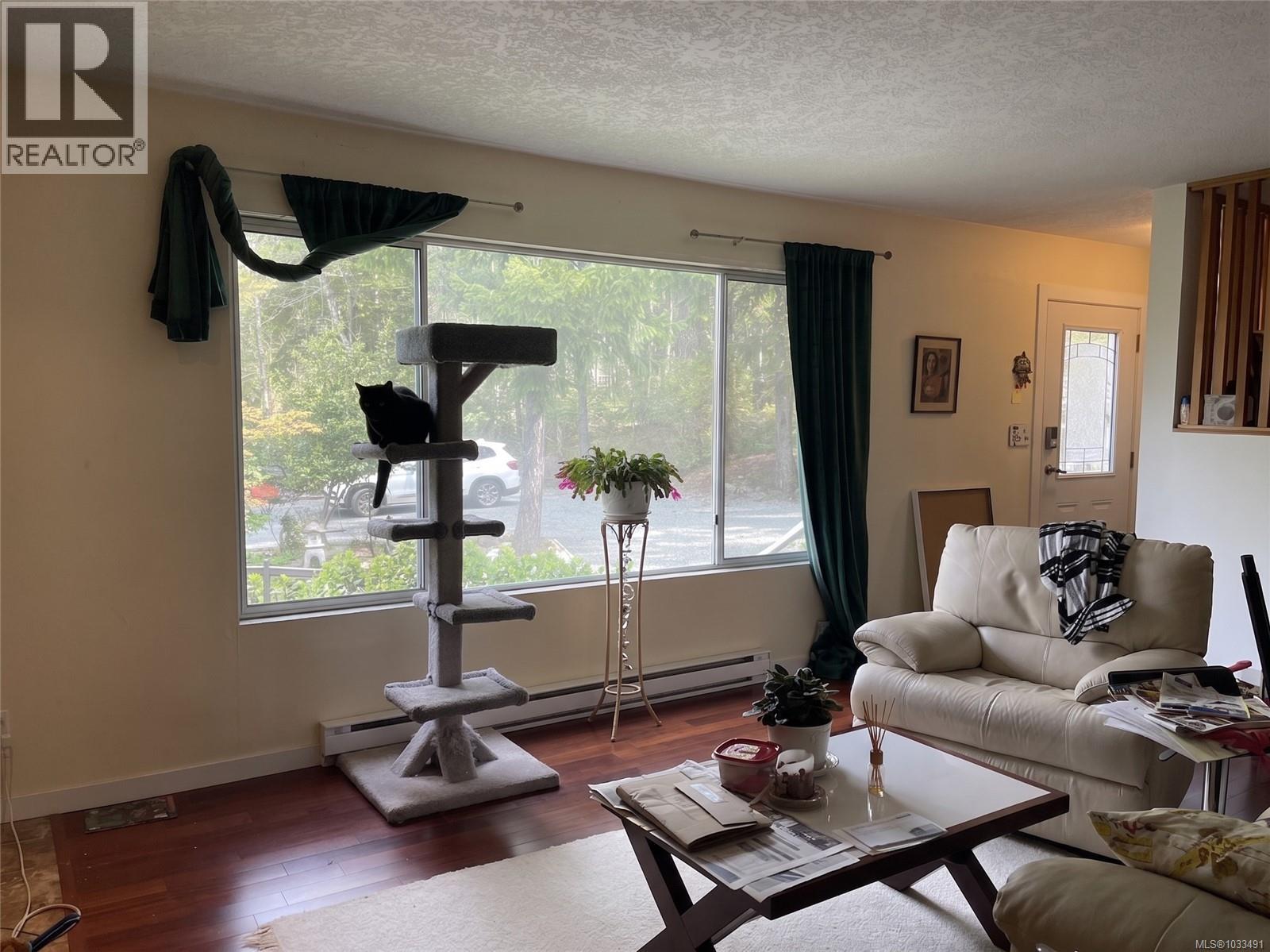 6351 Renton Rd N - 5